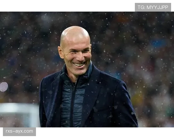 齐达内执教理念:简洁高效,攻守平衡,战术灵活 齐达内执教理念:简洁高效,攻守平衡,战术灵活